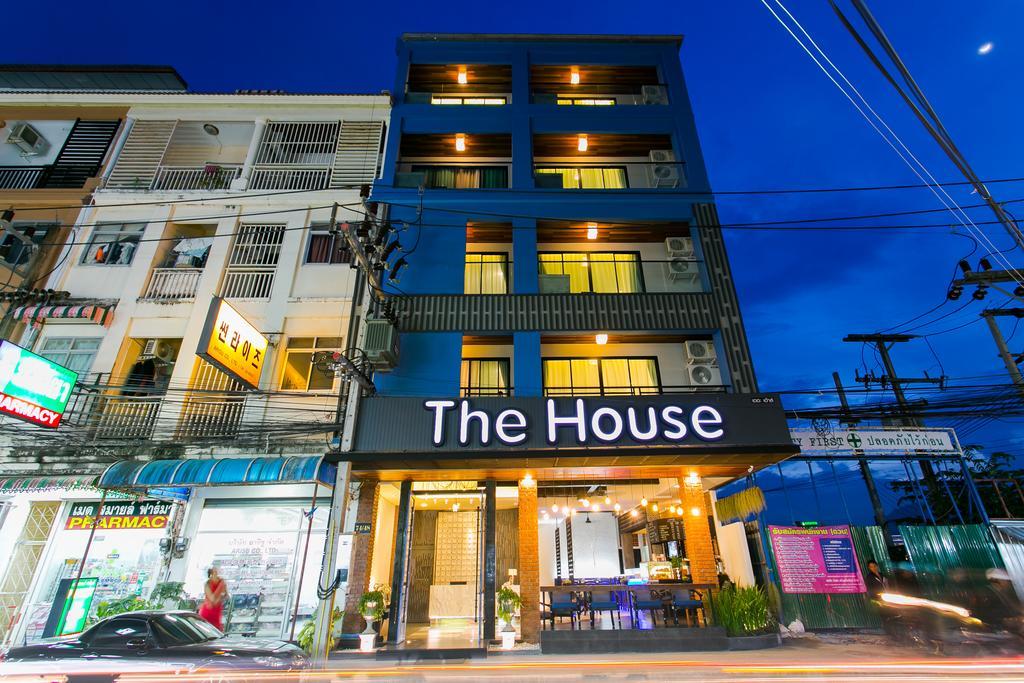 The House Patong Hotell Eksteriør bilde